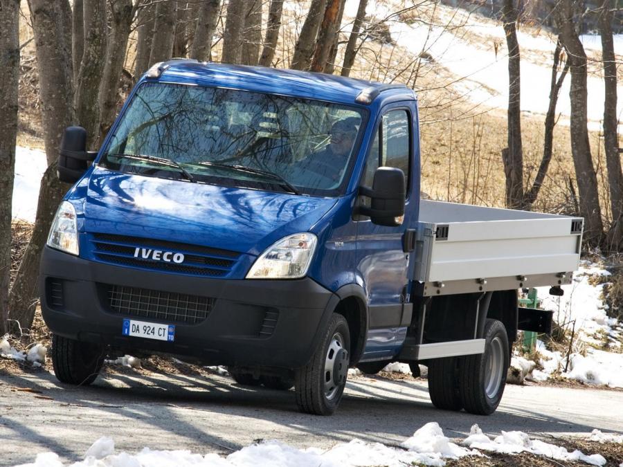  Iveco Daily Chassis Cab 2006 года  (фото 4 из 10)